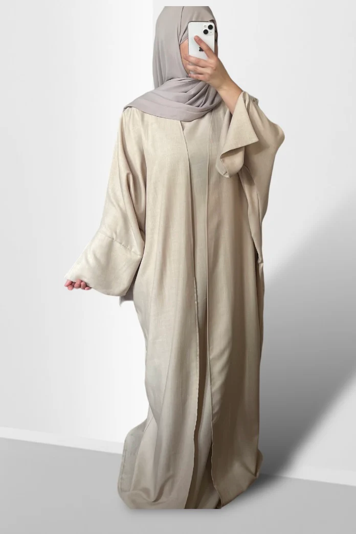 Comment Nettoyer une Abaya en Lin : Guide Pratique