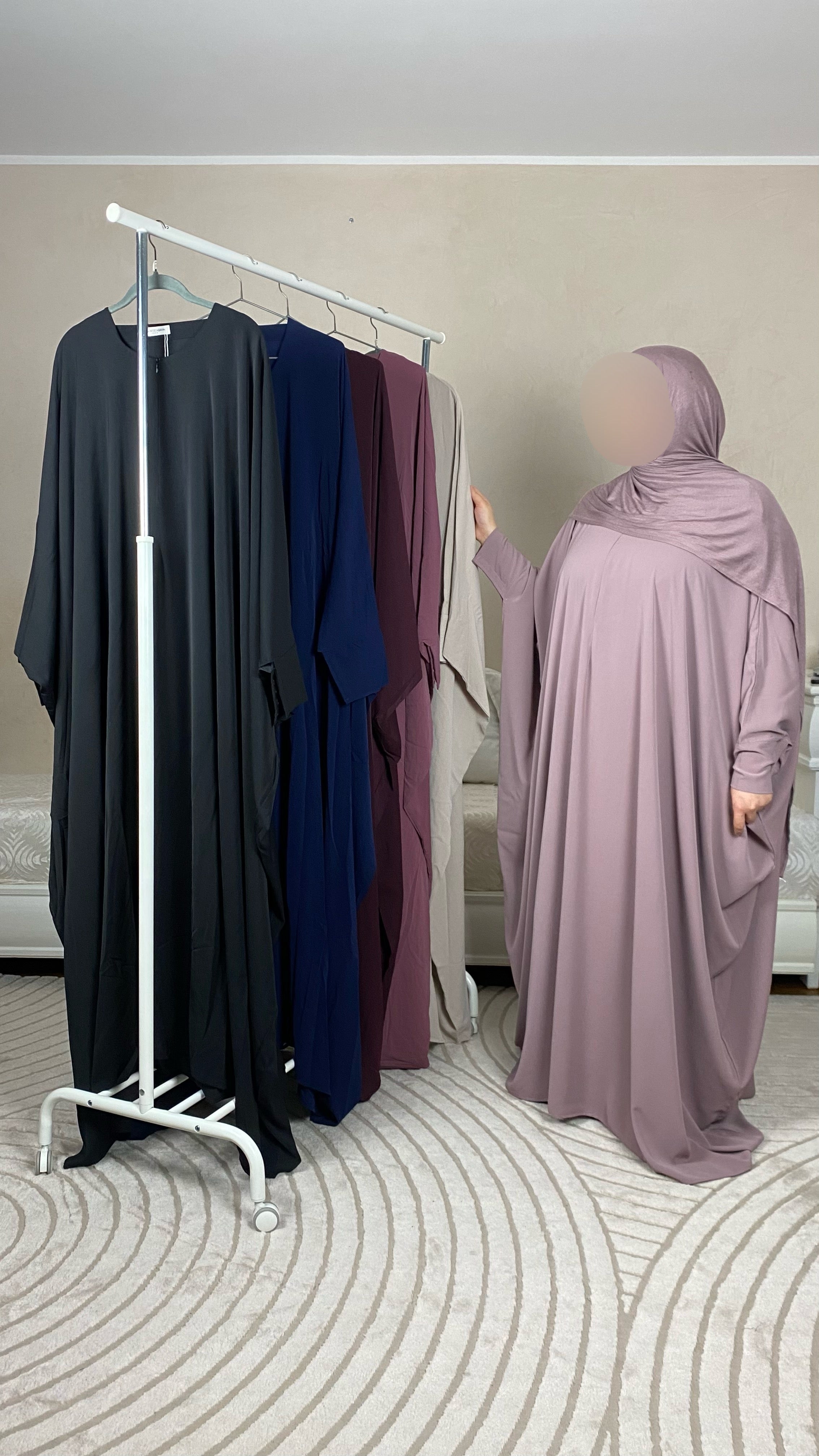 Abaya Zaineb