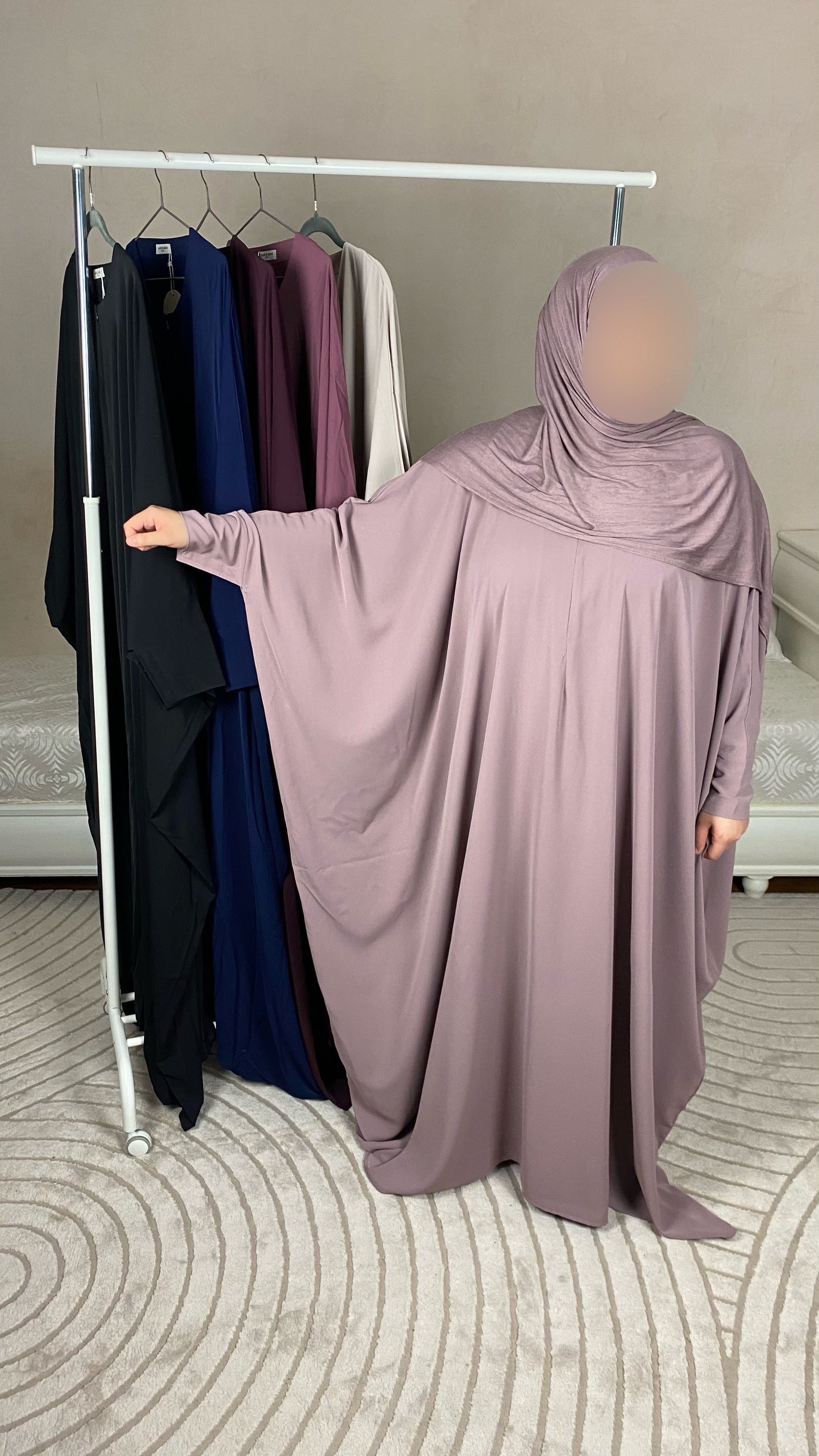 Abaya Zaineb